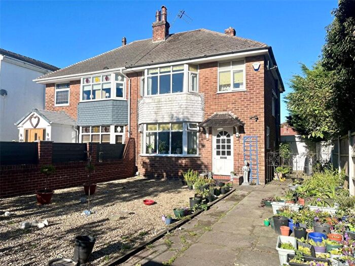 3 Bedroom Semi-Detached House For Sale In Belmont Street, Southport, PR8