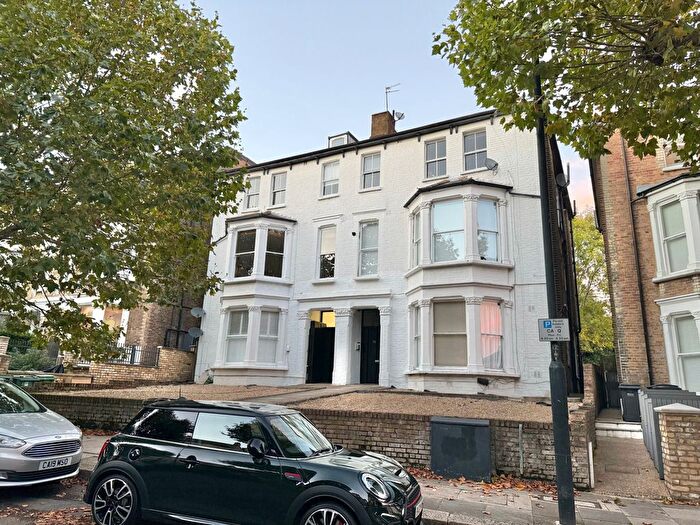 1 Bedroom Flat To Rent In Fordwych Road, NW2