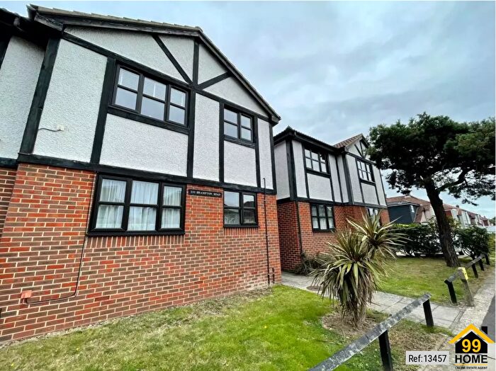 1 Bedroom Flat To Rent In Brampton Lodge, Bexleyheath, London, DA7