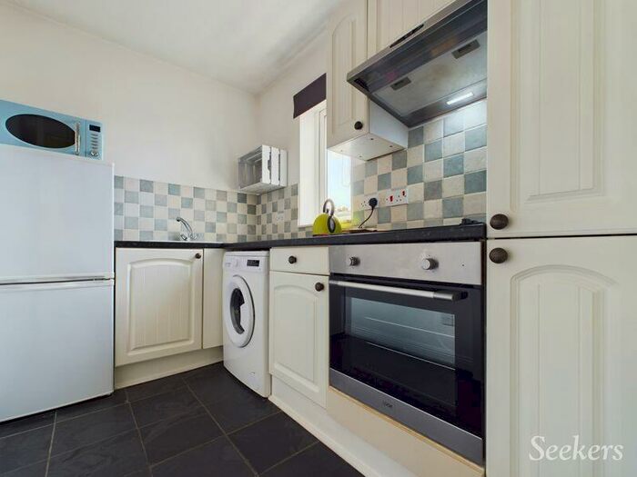 Flat To Rent In Victoria Court, Victoria Street, Maidstone, ME16