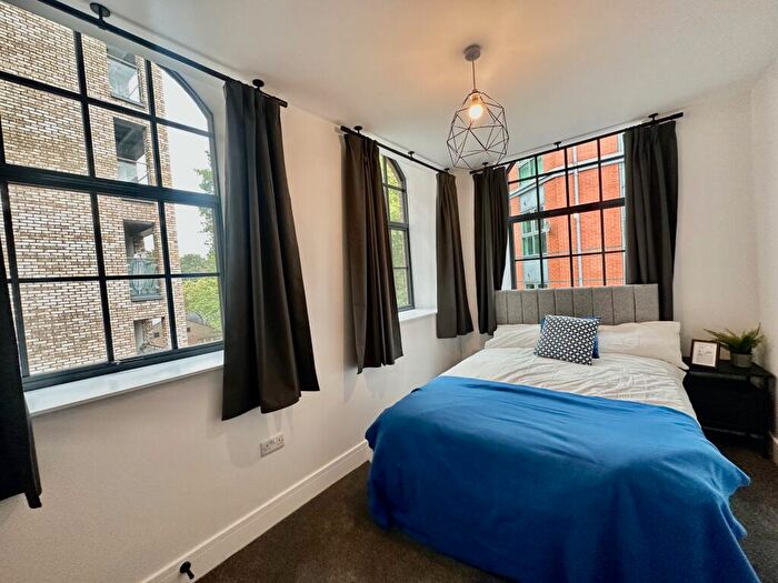 1 Bedroom Apartment To Rent In Luxury Accomodation, Woolpack Mills, Nottingham, NG1