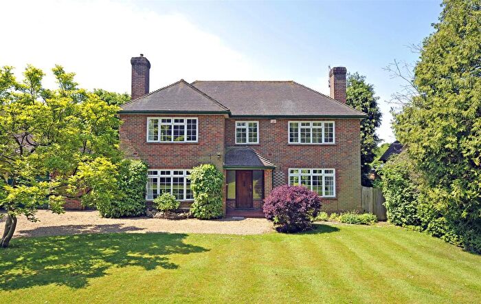 4 Bedroom House To Rent In Fairway, Merrow, Guildford, GU1