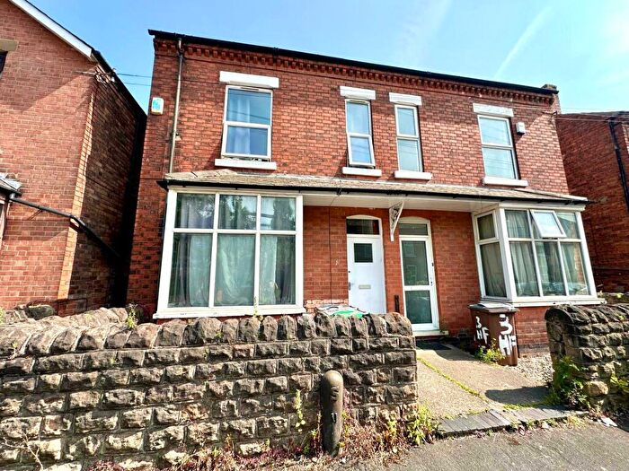 4 Bedroom House To Rent In Highfield Road, Nottingham, NG7