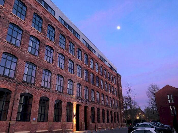 2 Bedroom Flat To Rent In Rg Apartment, Elisabeth Mill, Elisabeth Gardens, Stockport SK5