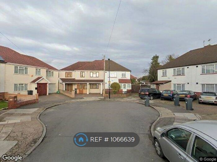 4 Bedroom Semi-Detached House To Rent In Ditton Road, Southall, UB2