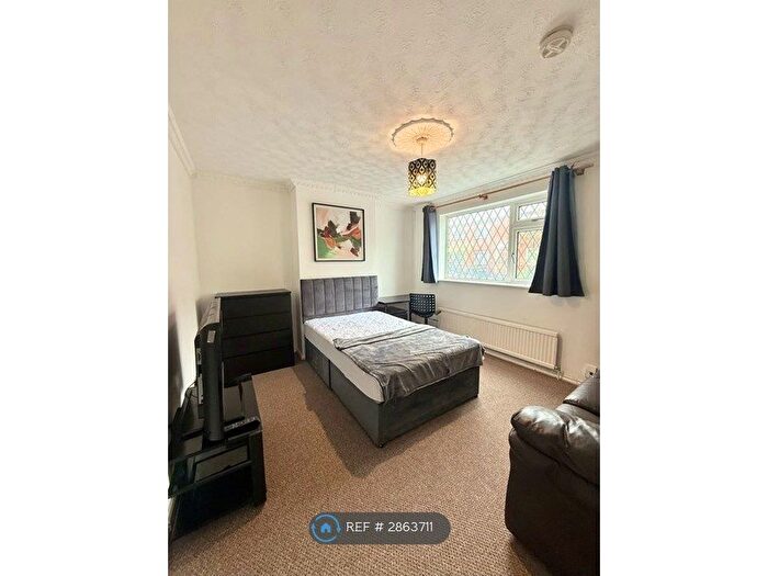6 Bedroom Terraced House To Rent In Carnarvon Road, Reading, RG1