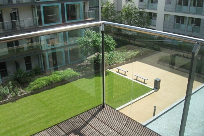 1 Bedroom Flat To Rent In Cardinal Building, Station Approach, Hayes, UB3