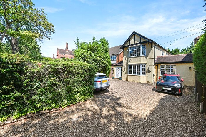 4 Bedroom Detached House For Sale In Brookshill, Harrow, HA3