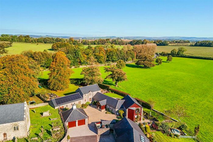 4 Bedroom Barn Conversion For Sale In Tythegston, Bridgend County Borough, CF32