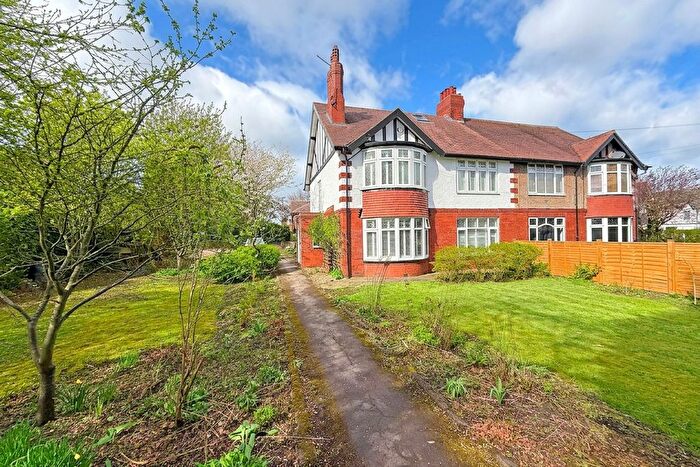 4 Bedroom Semi-Detached House For Sale In Woodlands Drive, Harrogate, HG2