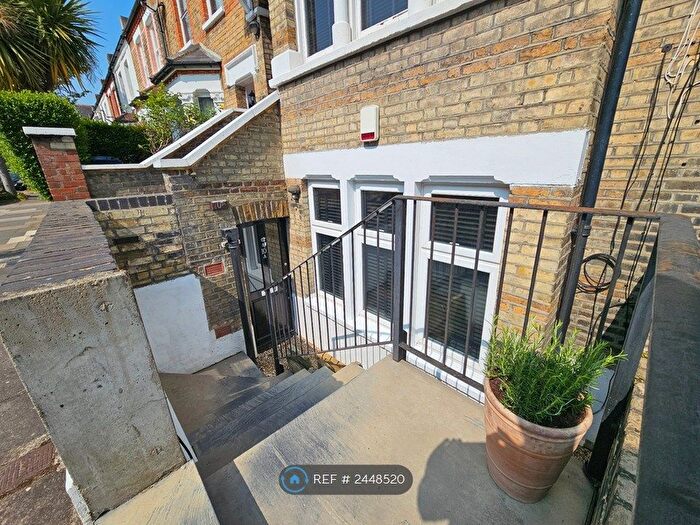 1 Bedroom Flat To Rent In South Ealing, London, W5