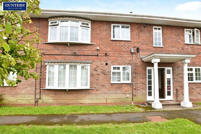 1 Bedroom Flat For Sale In Revesby Court, Scunthorpe, DN16
