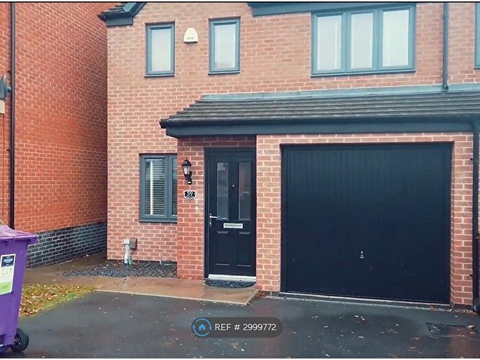 3 Bedroom Semi-Detached House To Rent In Ranger Drive, Wolverhampton, WV10