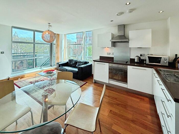 2 Bedroom Flat To Rent In Great George Street, Leeds, West Yorkshire, LS1