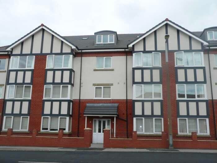 2 Bedroom Flat To Rent In The Park, Hawes Side Lane, Blackpool, FY4
