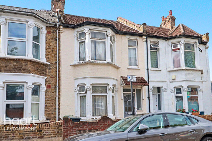 3 Bedroom Terraced House For Sale In Dagenham Road, London, E10
