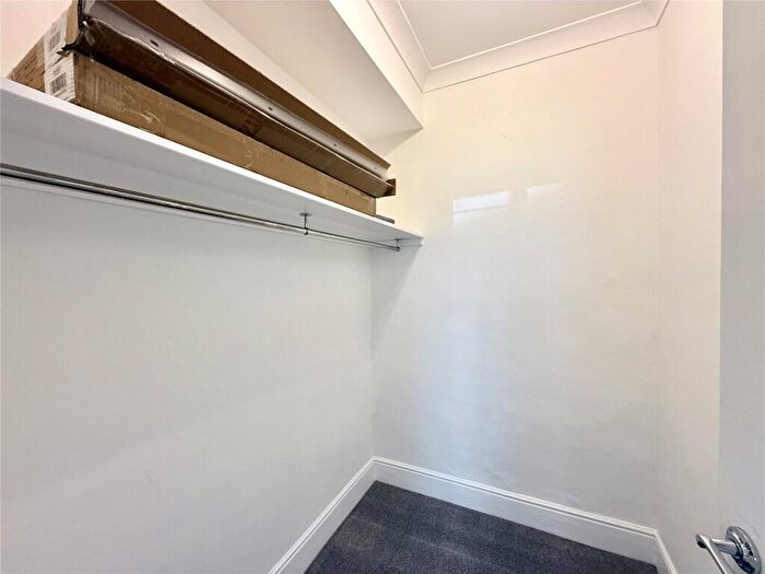 2 Bedroom Apartment To Rent In West Cliff Gardens, Bournemouth, Dorset, BH2