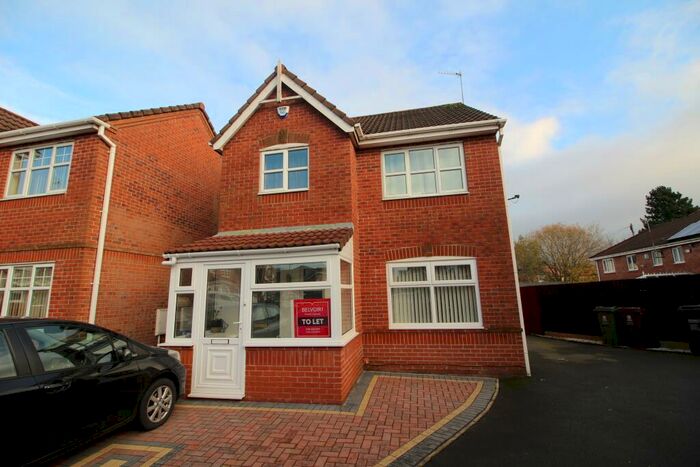 3 Bedroom Detached House To Rent In Wicklow Grove, Oldham, OL8