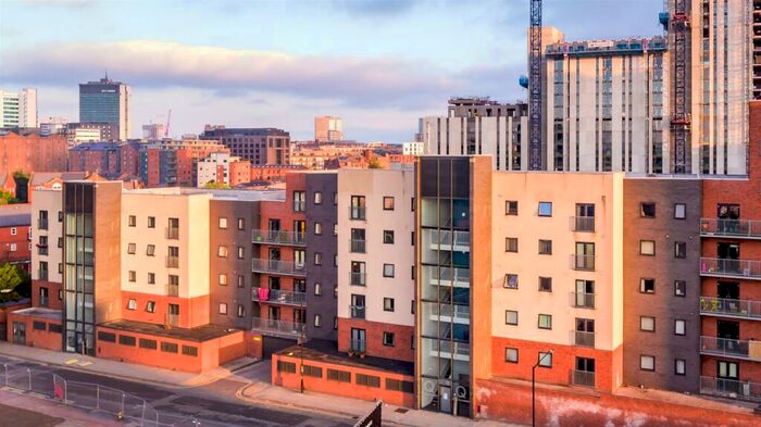 2 Bedroom Apartment To Rent In Quantum, Chapeltown St, M1