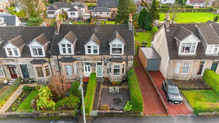 3 Bedroom Semi-Detached House For Sale In Whitehill Avenue, Stepps, Glasgow, North Lanarkshire, G33