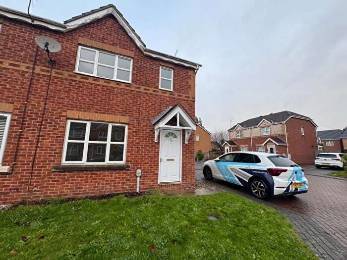 3 Bedroom End Of Terrace House To Rent In Sailors Wharf, Victoria Dock, Hull, East Yorkshire, HU9