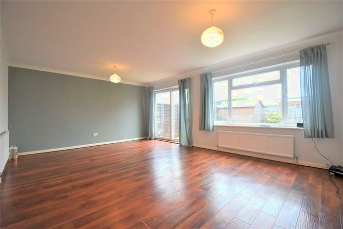 3 Bedroom Terraced House To Rent In Welby Close, Maidenhead, Berkshire, SL6