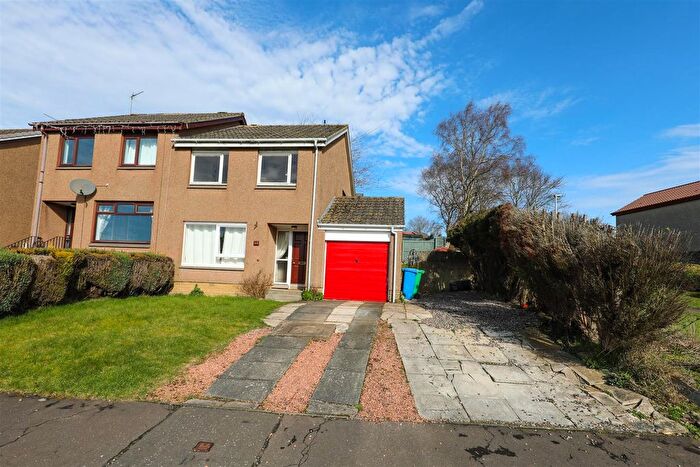 3 Bedroom Semi Detached House For Sale In Cowal Crescent, Glenrothes, KY6