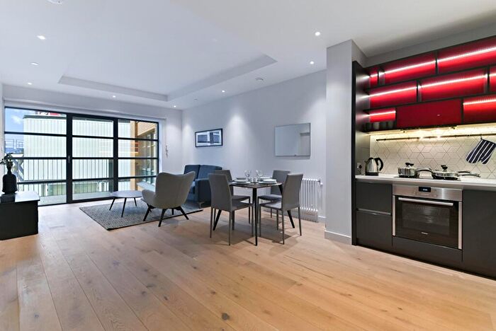 1 Bedroom Apartment For Sale In Ameilia House, London City Island, London, E14