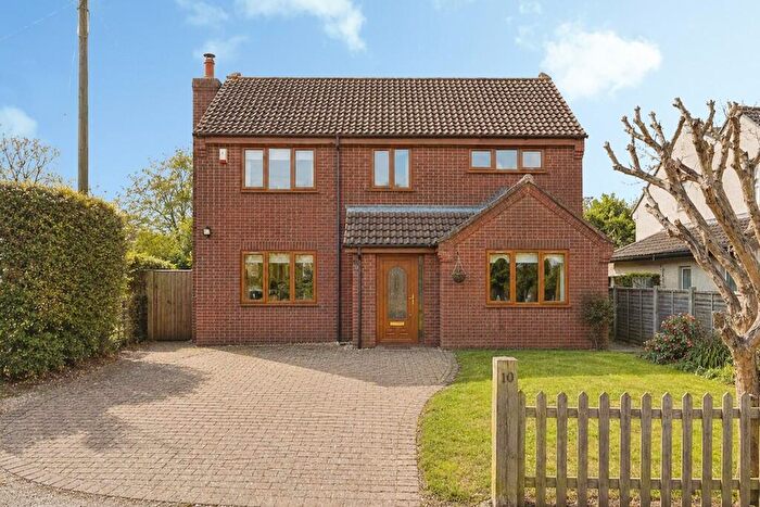4 Bedroom Detached House For Sale In Newgate, Kirby Cane, NR35