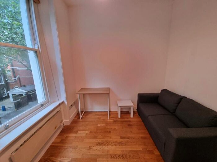 1 Bedroom Flat To Rent In Grays Inn Road, London, WC1X