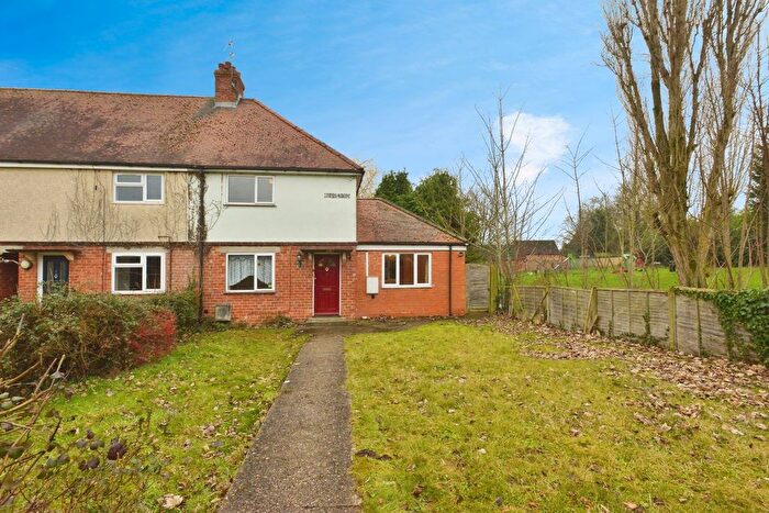 3 Bedroom End Terrace House For Sale In Bridge Road, Cosgrove, Milton Keynes, Northamptonshire, MK19