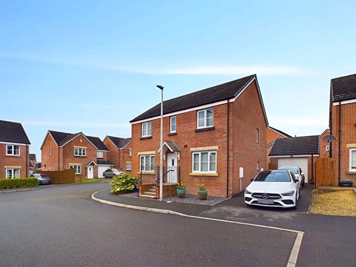 4 Bedroom Detached House For Sale In Maes Pedr, Travellers Rest, Carmarthen, SA31