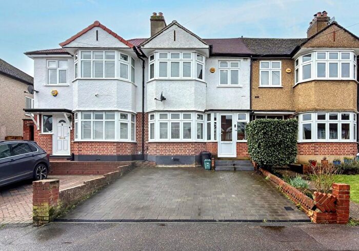3 Bedroom Terraced House For Sale In Mount Park Road, Pinner, Middlesex, HA5