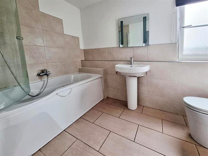 2 Bedroom Apartment To Rent In Astley Gate, Blackburn, BB2