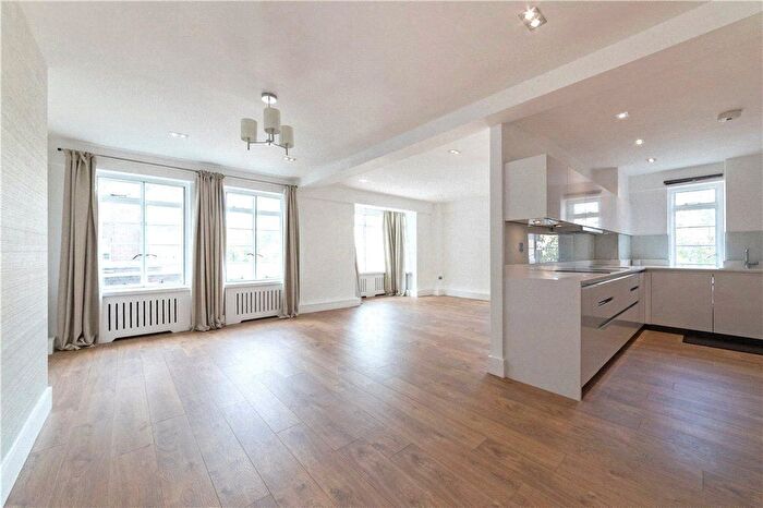4 Bedroom Flat To Rent In Park Road, London, NW1