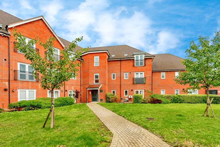 1 Bedroom Flat For Sale In North Road, Crawley, RH10