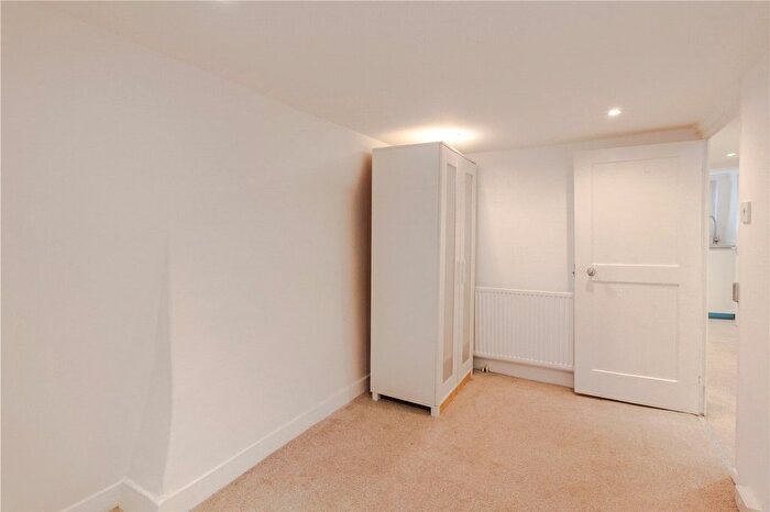 1 Bedroom Flat To Rent In Pollen Street, London, W1S