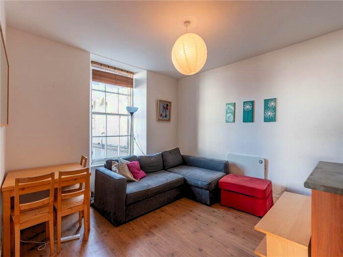 2 Bedroom Flat To Rent In P &# Nicolson Street, Edinburgh, EH8