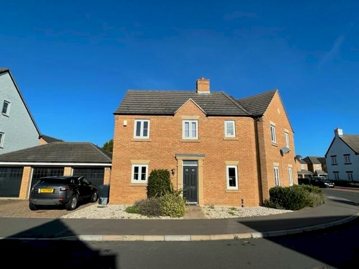 Houses for sale in Bretton Gate, PE3, Peterborough