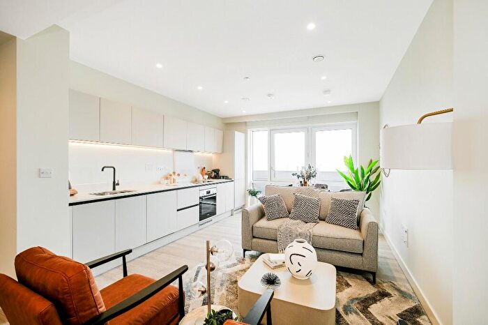 1 Bedroom Apartment For Sale In Consort Place, Manilla Street, London, E14