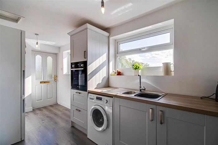 3 Bedroom End Of Terrace House For Sale In Co Operative Street, Dewsbury, WF12