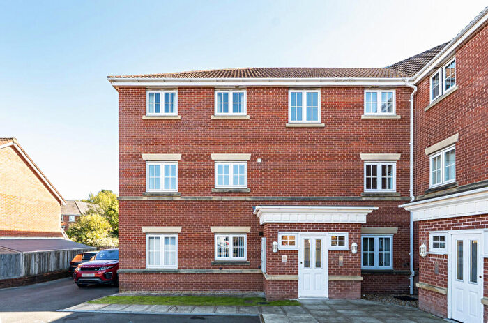 2 Bedroom Apartment For Sale In Willowbrook Walk, Stoke-on-Trent, Staffordshire, ST6