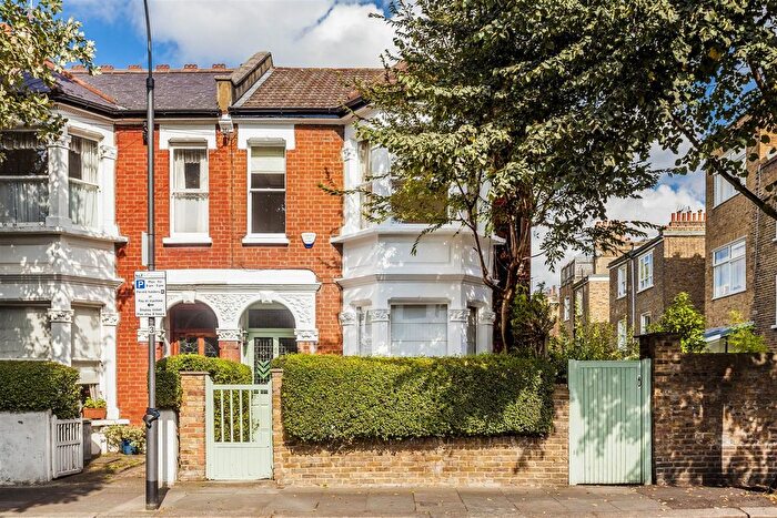 4 Bedroom Terraced House For Sale In Hebron Road, London, W6