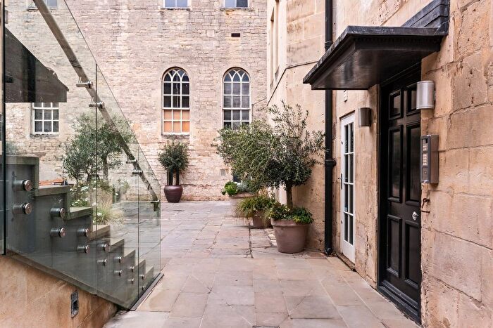 1 Bedroom Flat To Rent In Milsom Place, Bath, BA1