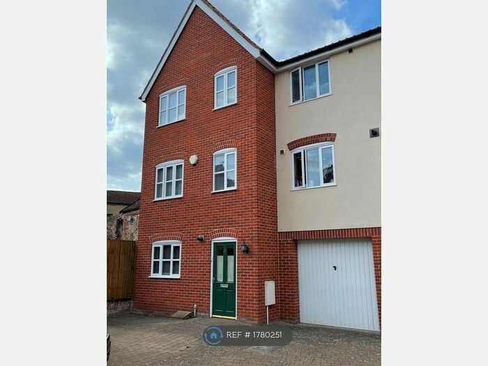 3 Bedroom End Of Terrace House To Rent In Fishergate, Norwich, NR3