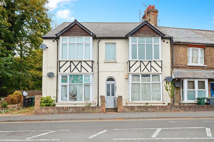 1 Bedroom Flat For Sale In Park Road, Rickmansworth, WD3