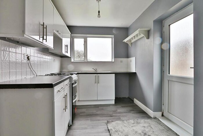 3 Bedroom Terraced House For Sale In The Crescent, Thorngumbald, Hull, HU12