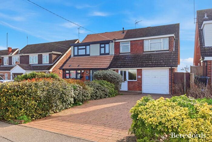 3 Bedroom Semi Detached House For Sale In Church Street, Billericay, CM11
