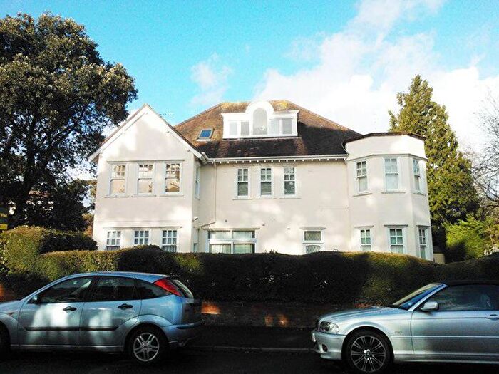2 Bedroom Apartment To Rent In St. Augustins Road, Bournemouth, BH2