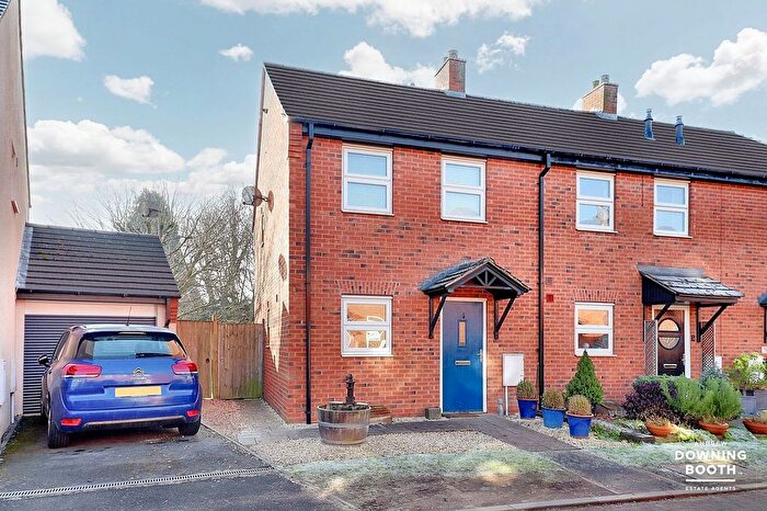 2 Bedroom Semi-Detached House For Sale In Nelson Close, Lichfield, WS14